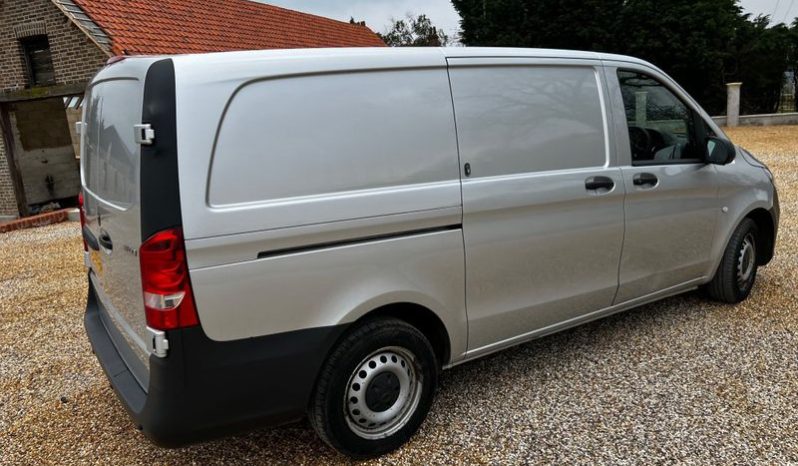 
								MERCEDES BENZ VITO 111CDI full									