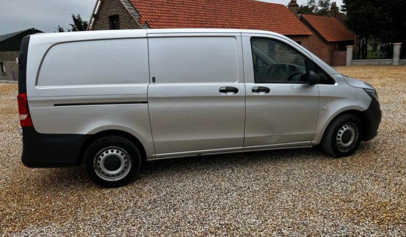 
								MERCEDES BENZ VITO 111CDI full									